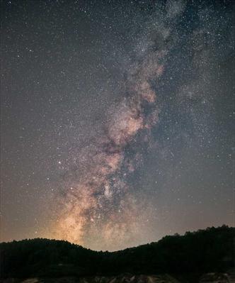 用SonyA7拍摄星空（探索星空之美，SonyA7让梦想照亮夜空）