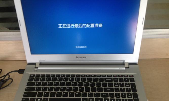 小新v4000的优势与特点（了解小新v4000的关键卖点和技术革新）
