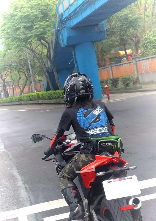 战神V1手机全面评测（性能强悍，体验无限）