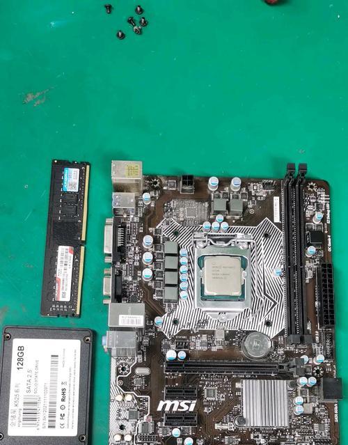 电脑内存条灰尘导致开机故障（内存条灰尘清理方法及预防措施）